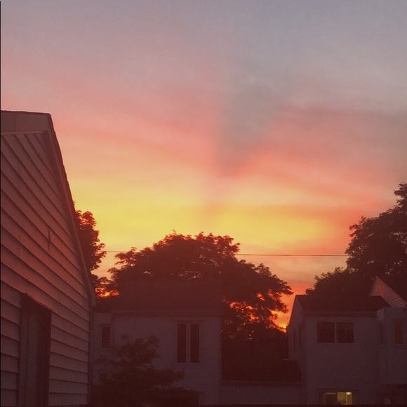 Meet your Posher, Rebecca - Picture 1 of 1